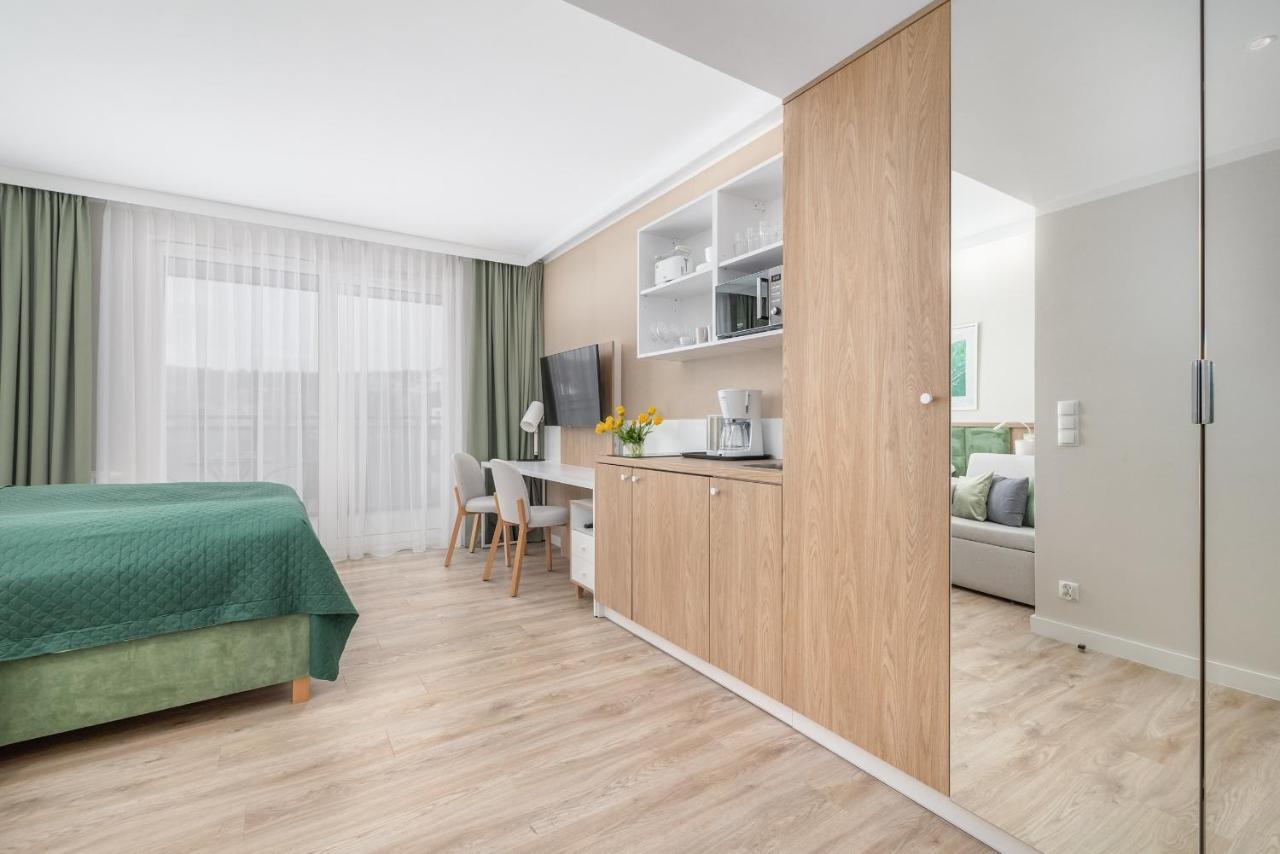 Bel Mare Leaf With Balcony By Renters *